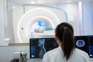 Imagem ilustrativa: Protonterapia chega ao Brasil entenda a nova promessa no tratamento de câncer infantil