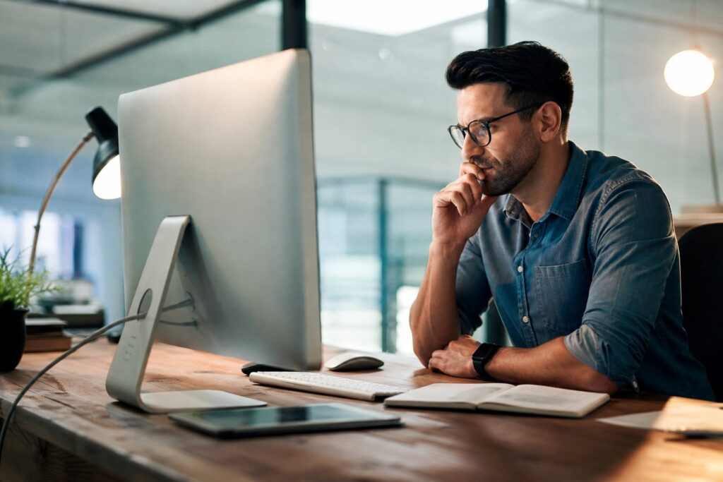 Blog automático pode prejudicar a autoridade? Uma análise contraintuitiva do SEO